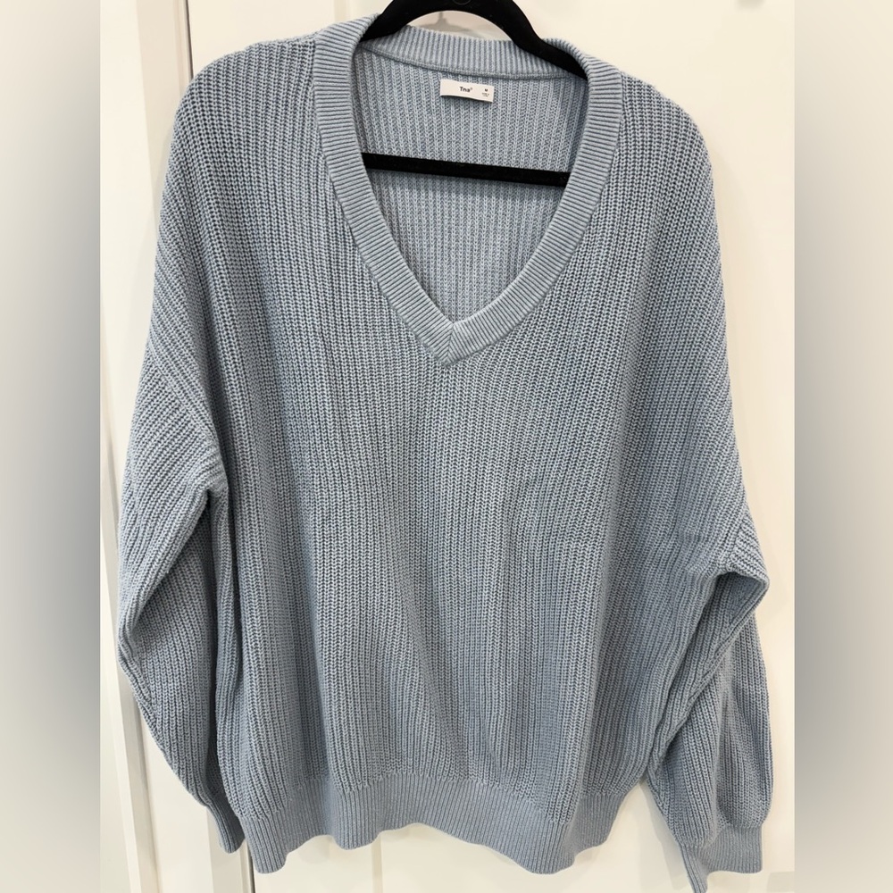 TNA V-Neck Sweater - Soft Blue/Gray